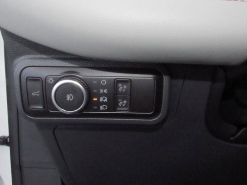 New 2026 Ford Explorer Active w/ Active Comfort Package image 14