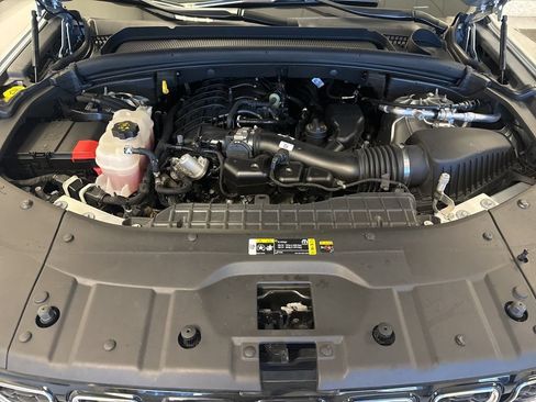 Used 2022 Jeep Grand Cherokee L Limited AWD/4WD image 6