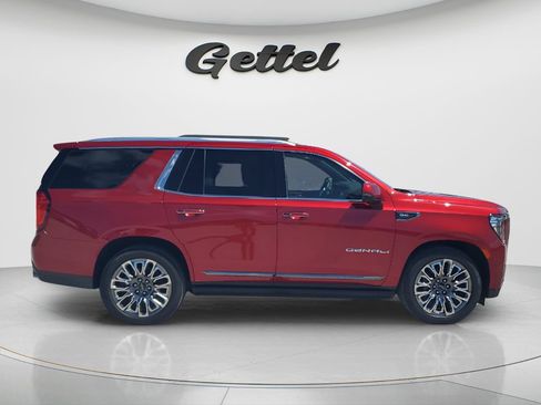 Used 2024 GMC Yukon Denali Ultimate AWD/4WD image 4