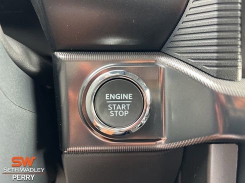 New 2025 Ford F150 Lariat w/ Equipment Group 502A High image 21