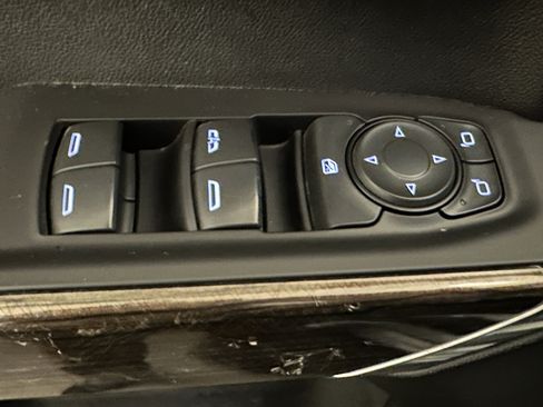 Used 2021 Chevrolet Silverado 1500 LT image 30