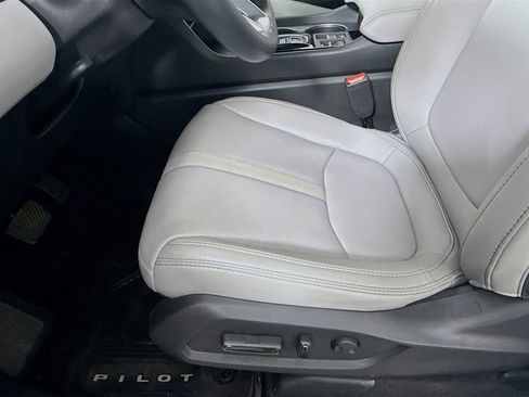 Certified 2025 Honda Pilot EX-L image 31