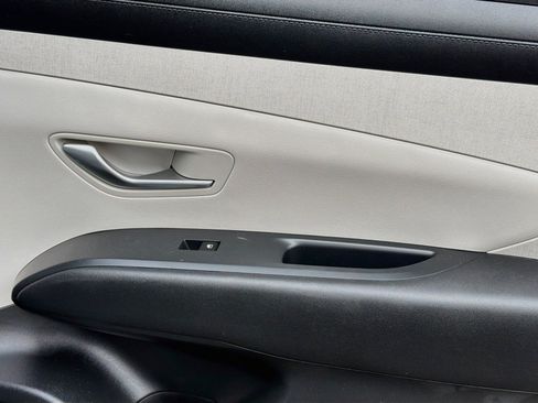 Used 2025 Hyundai Tucson SEL FWD image 28