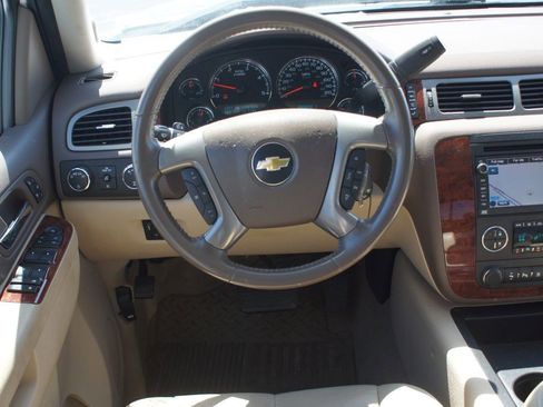 Used 2011 Chevrolet Silverado 2500 LTZ w/ LTZ Plus Package AWD/4WD image 3