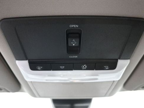 New 2026 Nissan Altima 2.5 SR w/ SR Midnight Edition Package FWD image 19
