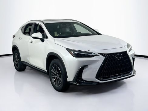 Used 2022 Lexus NX 350 AWD w/ Premium Package image 3
