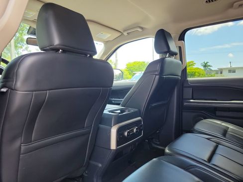 Used 2024 Ford Expedition Max XLT RWD image 14