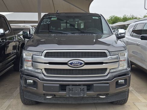 Used 2018 Ford F150 Platinum w/ Equipment Group 701A Luxury AWD/4WD image 2