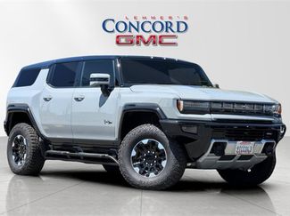 Used 2024 GMC Hummer EV 2X w/ Extreme Off-Road Package video 2