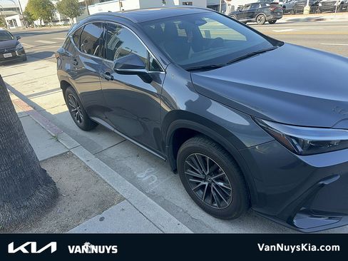 Used 2024 Lexus NX 250 FWD image 1