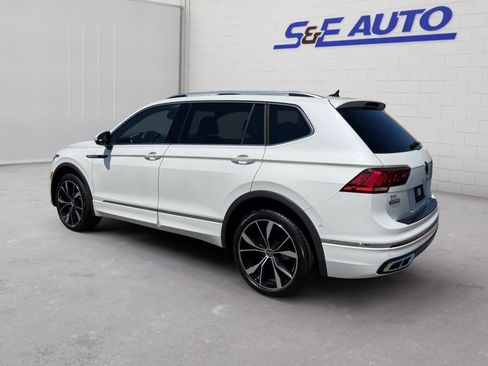 Used 2023 Volkswagen Tiguan SEL R-Line AWD/4WD image 3