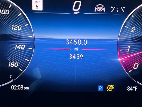 Used 2026 Mercedes-Benz GLS 580 4MATIC image 24