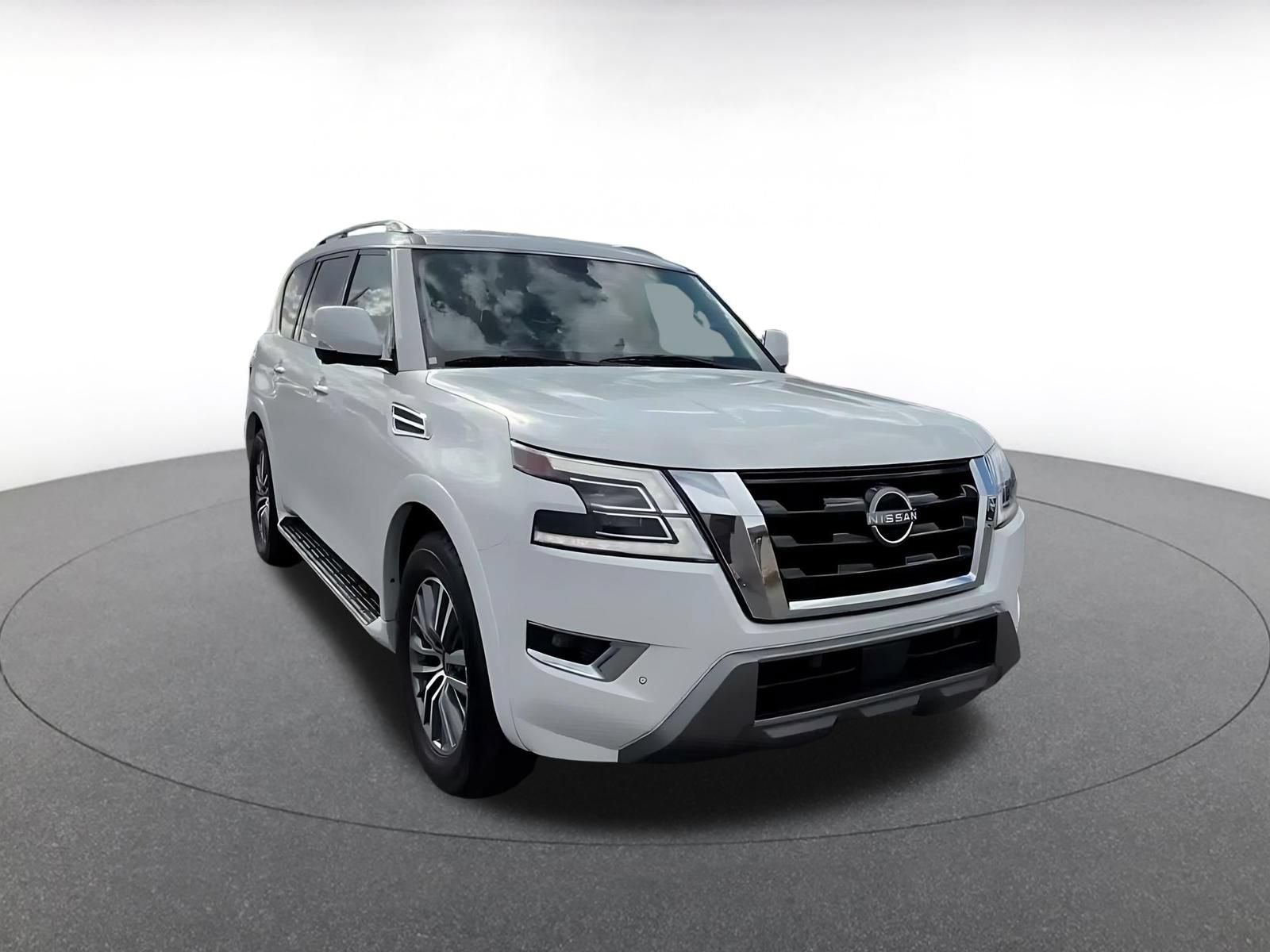 Used 2023 Nissan Armada SL AWD/4WD image 3