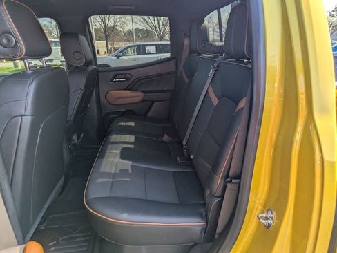 Used 2023 GMC Canyon AT4 AWD/4WD image 16