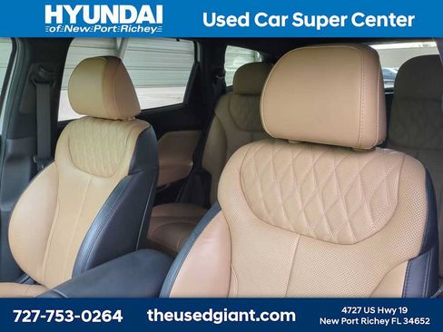 Used 2023 Hyundai Santa Fe Calligraphy AWD/4WD image 7