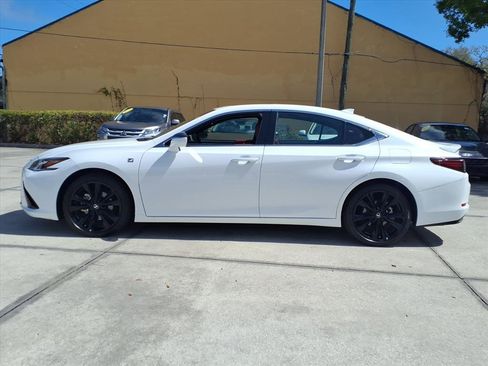 Used 2024 Lexus ES 350 F Sport w/ Accessory Package (Z2) image 13