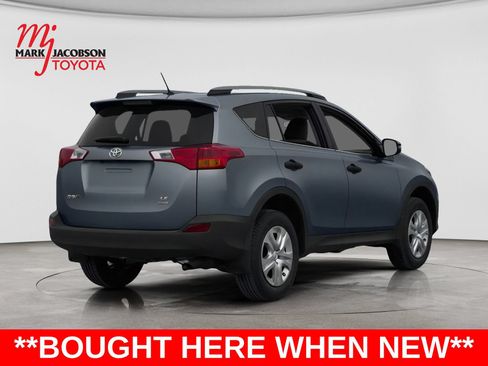 Used 2014 Toyota RAV4 LE FWD image 2