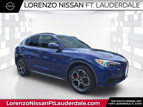 Used 2022 Alfa Romeo Stelvio Ti AWD/4WD image 1