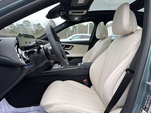New 2026 Mercedes-Benz E 350 4MATIC Sedan image 11