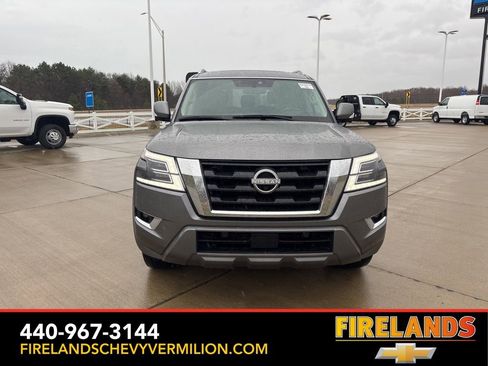 Used 2024 Nissan Armada SL image 9