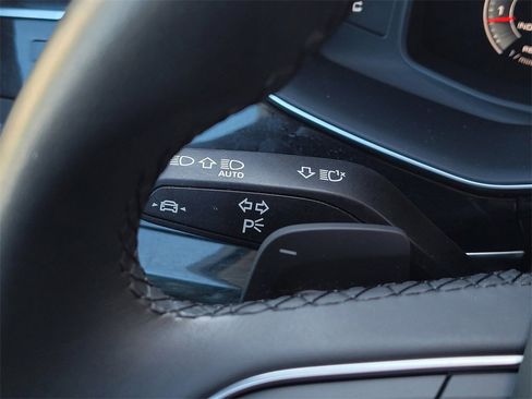 Used 2022 Audi Q7 3.0T Premium Plus w/ Premium Plus Package image 26