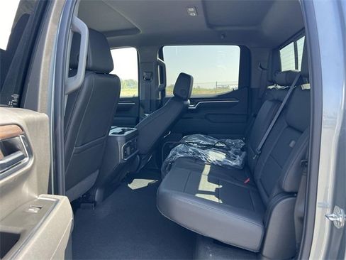 New 2026 GMC Sierra 1500 SLT w/ SLT Premium Plus Package image 28