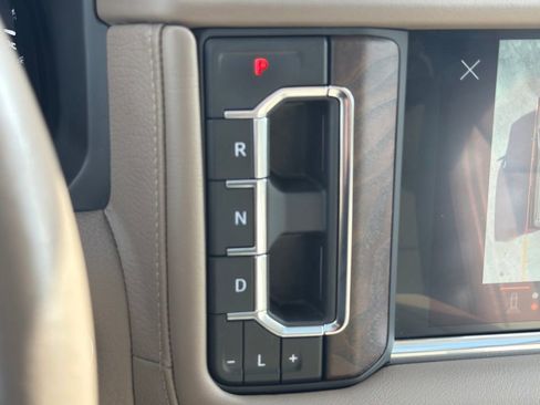 Used 2023 GMC Yukon XL Denali w/ Denali Reserve Package image 29