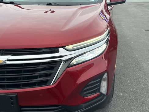 Used 2023 Chevrolet Equinox LT image 9