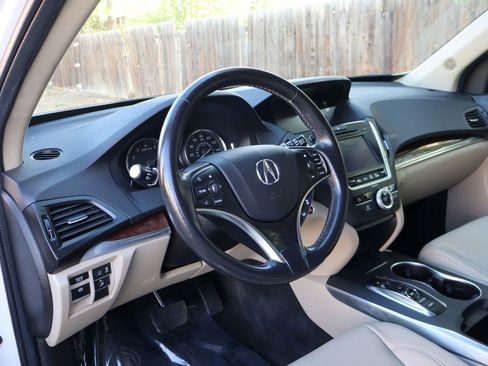 Used 2019 Acura MDX SH-AWD image 15