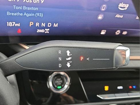 Used 2025 Buick Envision Sport Touring image 30