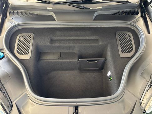 Used 2024 Porsche Macan Turbo Electric image 39