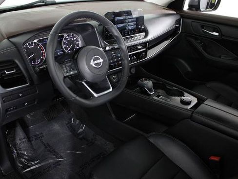 Certified 2023 Nissan Rogue SL w/ SL Premium Package AWD/4WD image 20