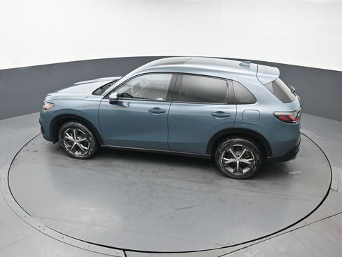 Certified 2024 Honda HR-V EX-L image 40