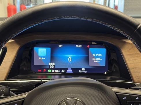 Used 2025 Volkswagen Atlas SE FWD image 28