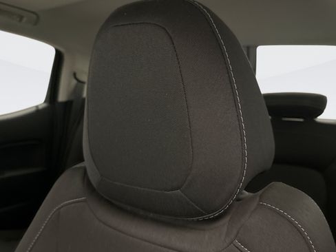 Used 2016 Chevrolet Colorado LT w/ LT Convenience Package AWD/4WD image 8