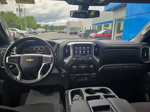 Certified 2020 Chevrolet Silverado 1500 LT w/ All-Star Edition AWD/4WD image 7
