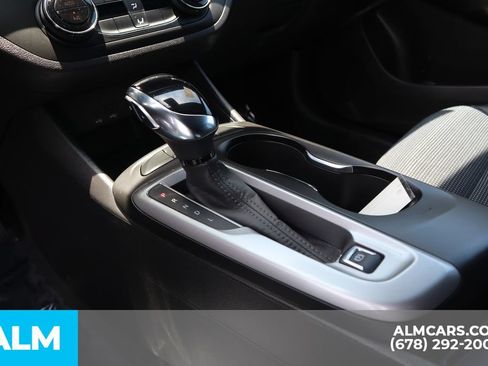 Used 2025 Buick Envista Preferred FWD image 30