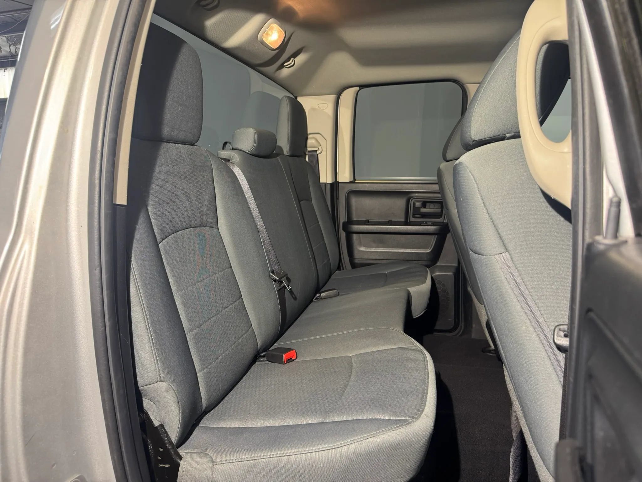 Used 2014 RAM 1500 Express AWD/4WD image 27
