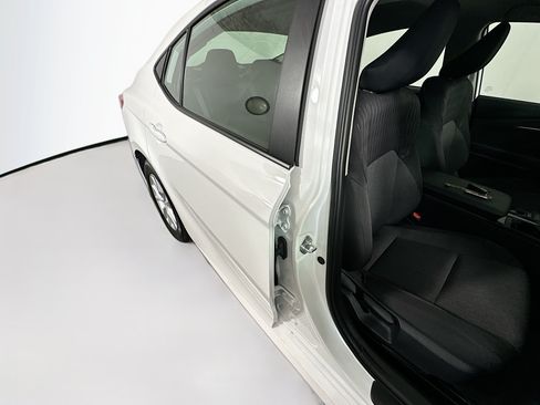 Used 2026 Toyota Camry LE FWD image 28
