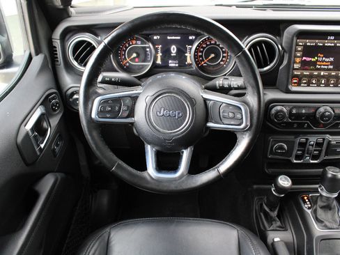 Certified 2021 Jeep Wrangler Unlimited Sahara AWD/4WD image 13