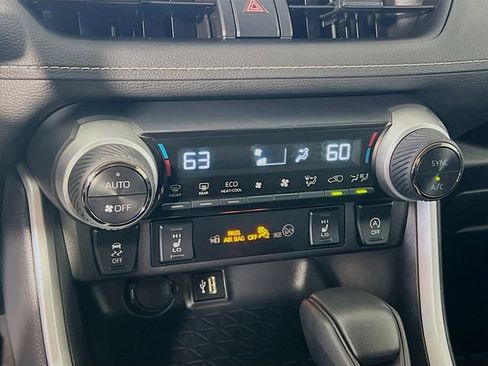 Used 2025 Toyota RAV4 XLE w/ Weather Package AWD/4WD image 23