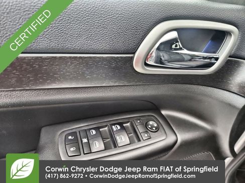 Certified 2018 Jeep Grand Cherokee Laredo image 21