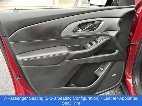 Used 2020 Chevrolet Traverse RS image 14