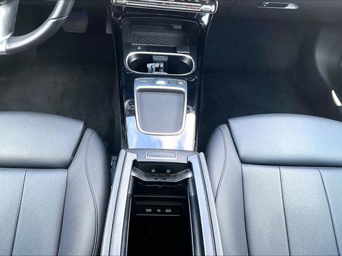 Used 2025 Mercedes-Benz CLA 250 image 35