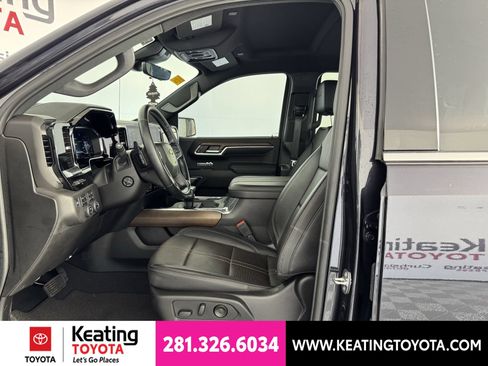 Used 2024 Chevrolet Silverado 1500 High Country w/ Technology Package AWD/4WD image 14