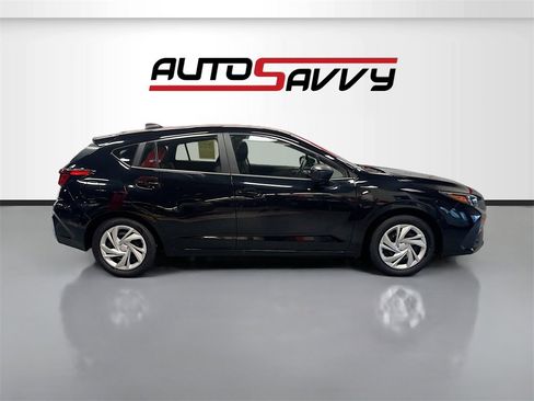 Used 2025 Subaru Impreza 2.0i image 8