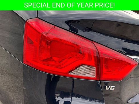 Used 2016 Chevrolet Impala LT w/ Convenience Package image 23