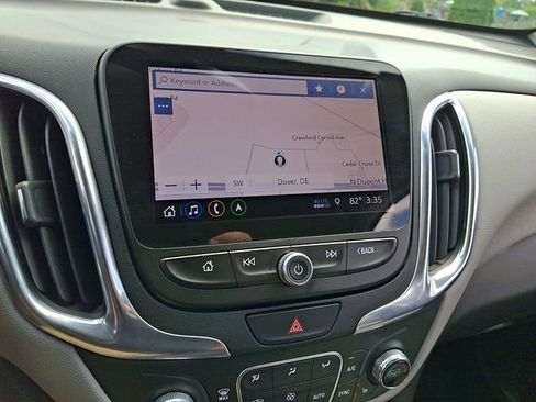 Certified 2020 Chevrolet Equinox LT AWD/4WD image 17