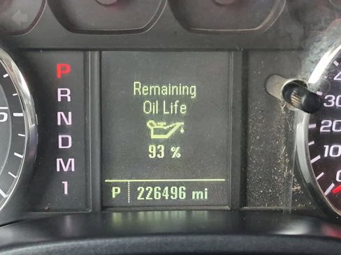 Used 2015 GMC Sierra 3500 NA w/ Sierra Convenience Package image 2