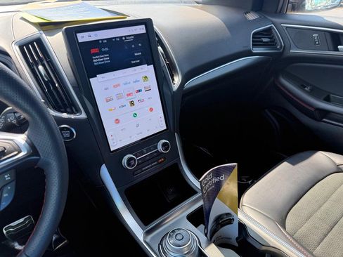 Certified 2024 Ford Edge ST-Line image 25